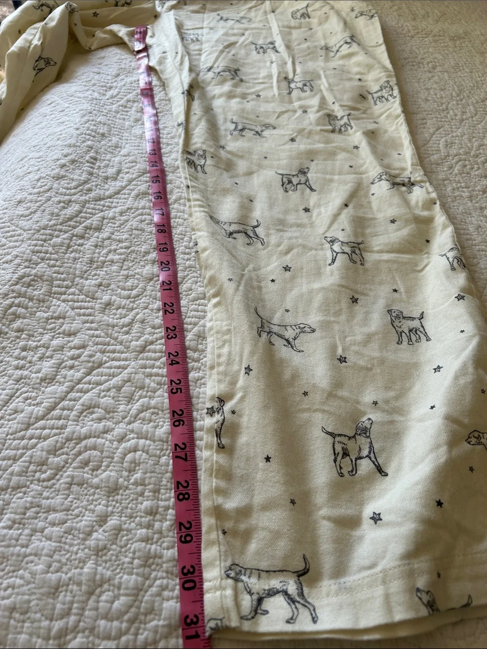 NWT Eddie Bauer cream colored cotton flannel pajama bottoms with black Dog Print